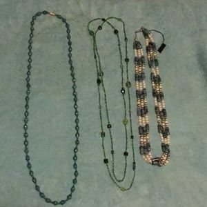LOT OF 3 NECKLACES COSTUME JEWELRY